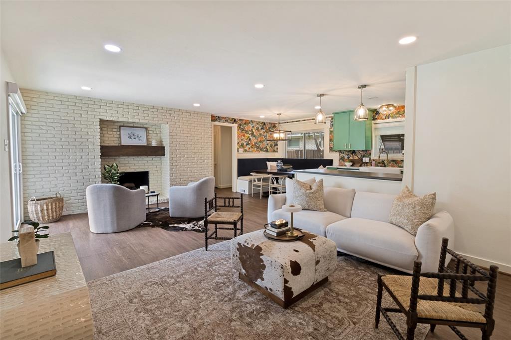 1125 Pueblo Drive