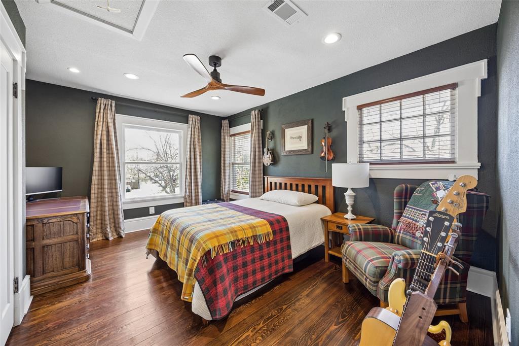 Original Cleburn - Residential