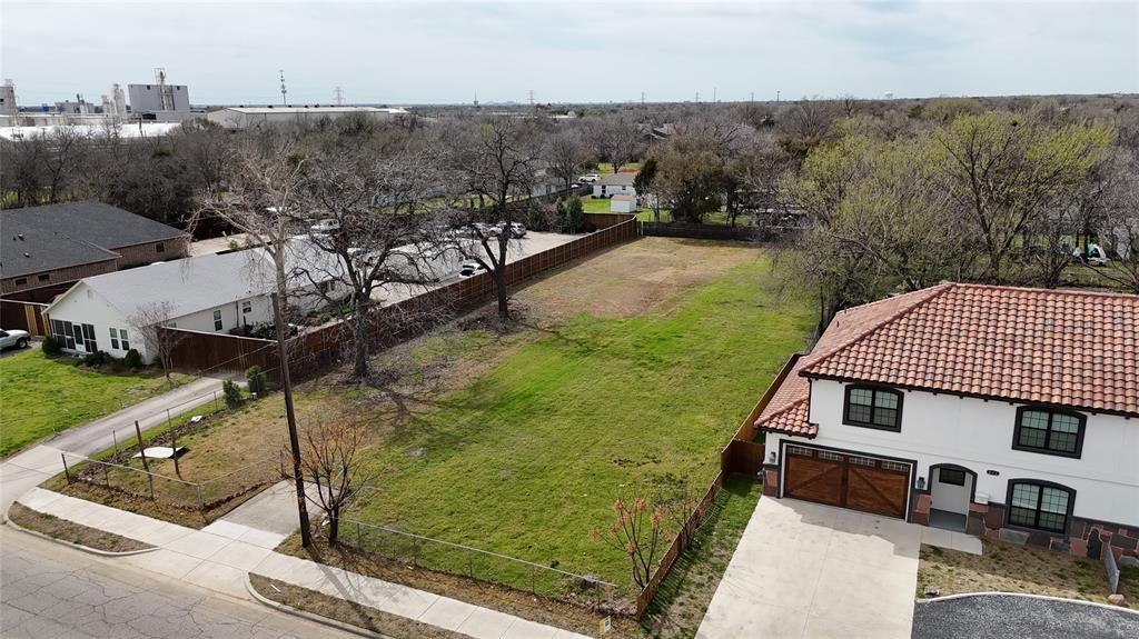 617 N Nursery Road