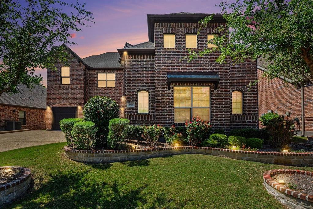 3323 Royal Ridge Drive