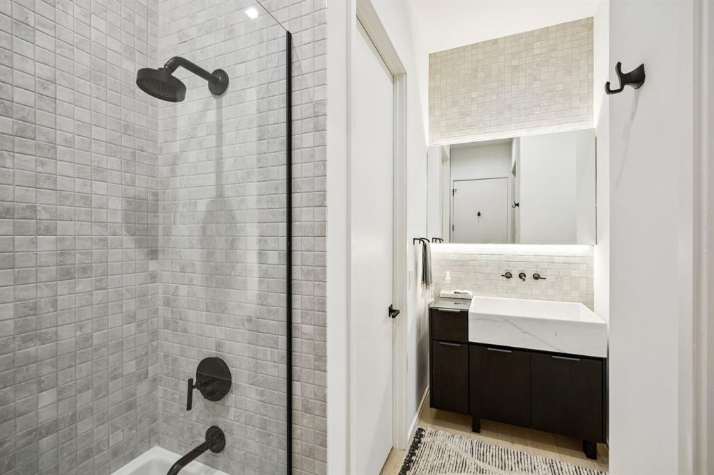 Cockrell Fairlands Rev - Residential