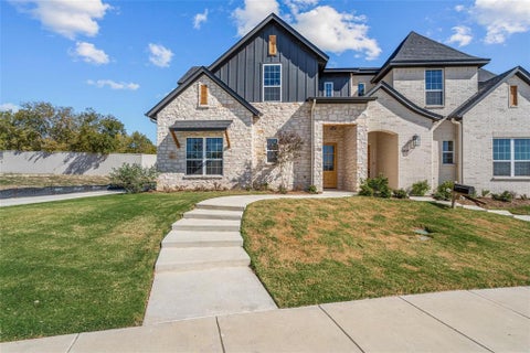 Photo of 170 Hulen Circle, Aledo, TX 76008 (MLS # 21384748)
