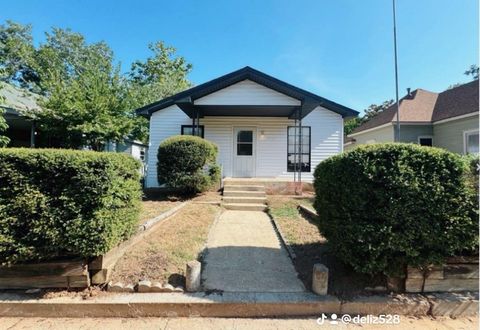 715 W Monterey Street Denison TX 75020