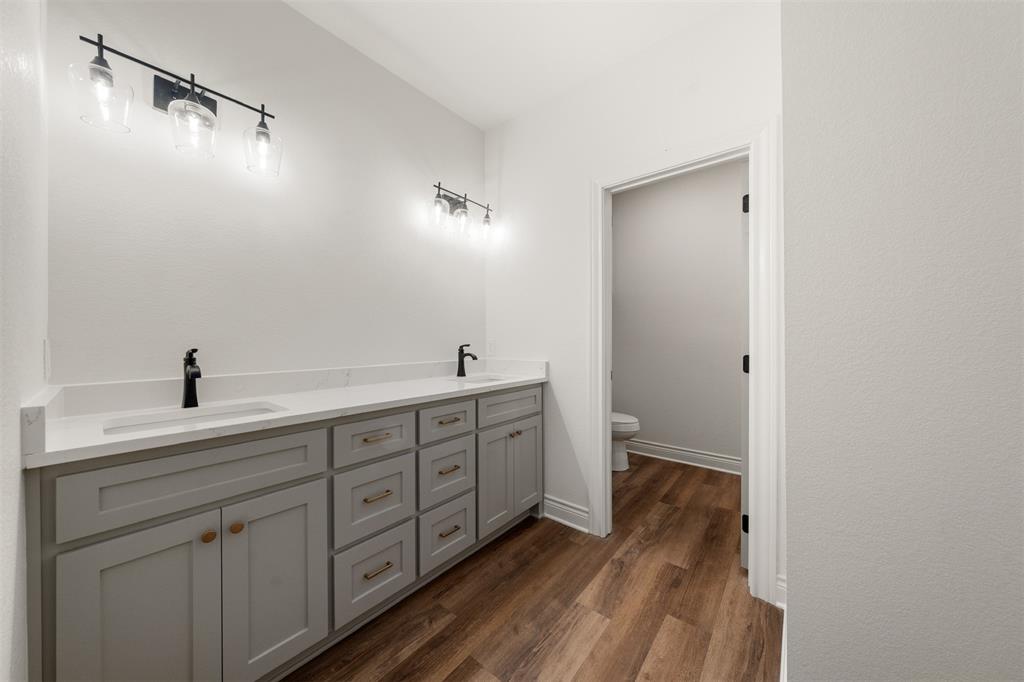 S7300 VALLEY MILLS OT - Residential