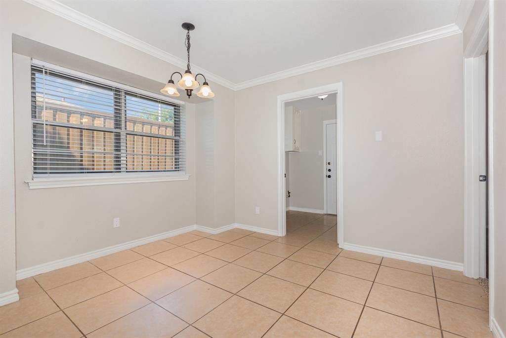 1109 Edgewood Drive