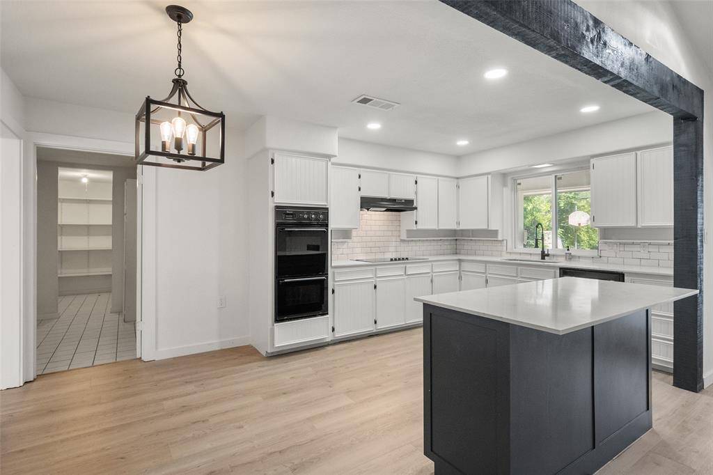 3319 Sheffield Drive