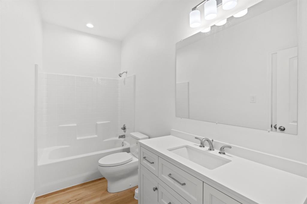 Oaklawn - Residential