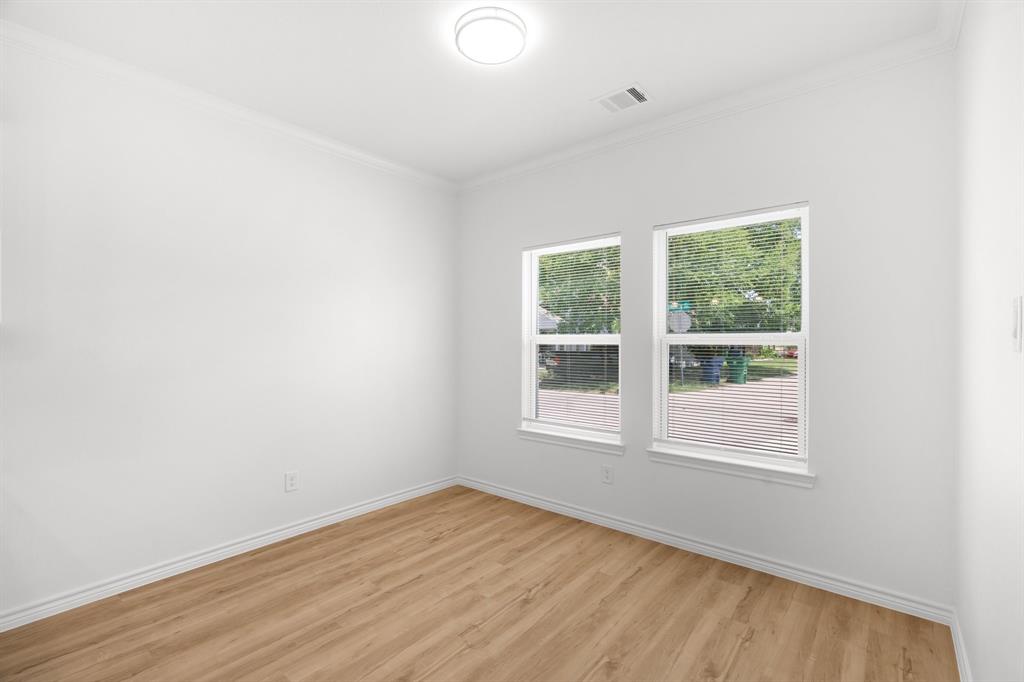 Oaklawn - Residential