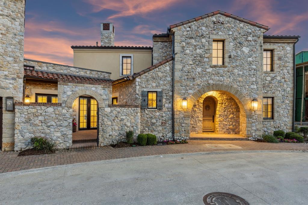 9 Catalonia Drive