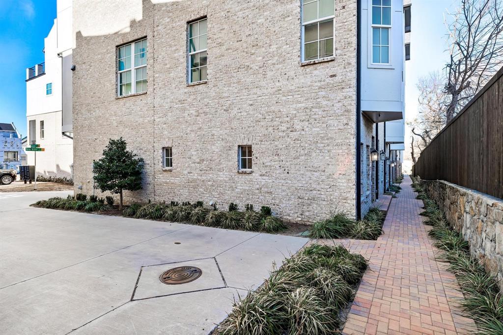 Cedar Branch Twnhm Add - Residential