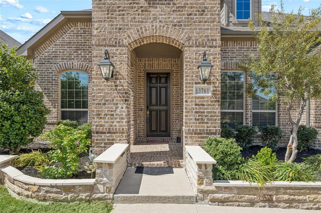 13761 Stallion Heights Lane