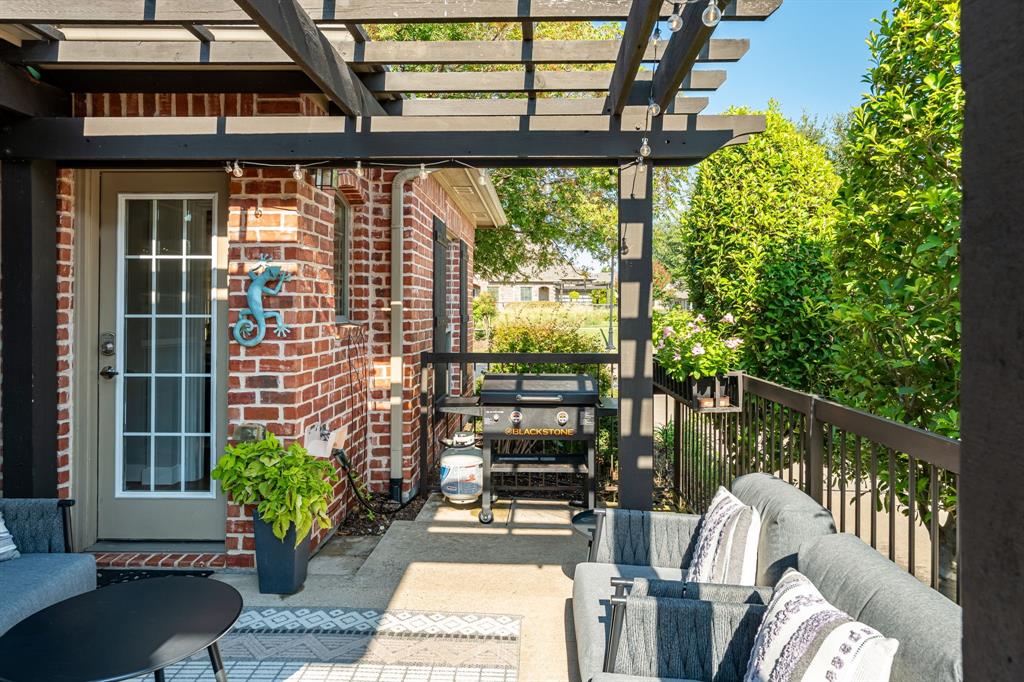 5782 Antique Rose Trail