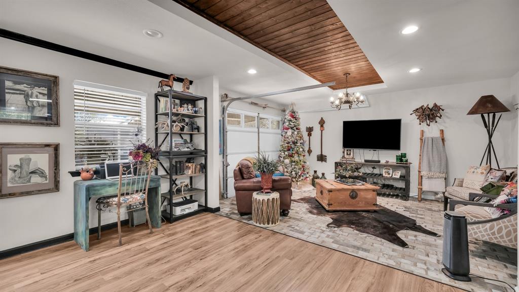 Traylor Horton - Residential