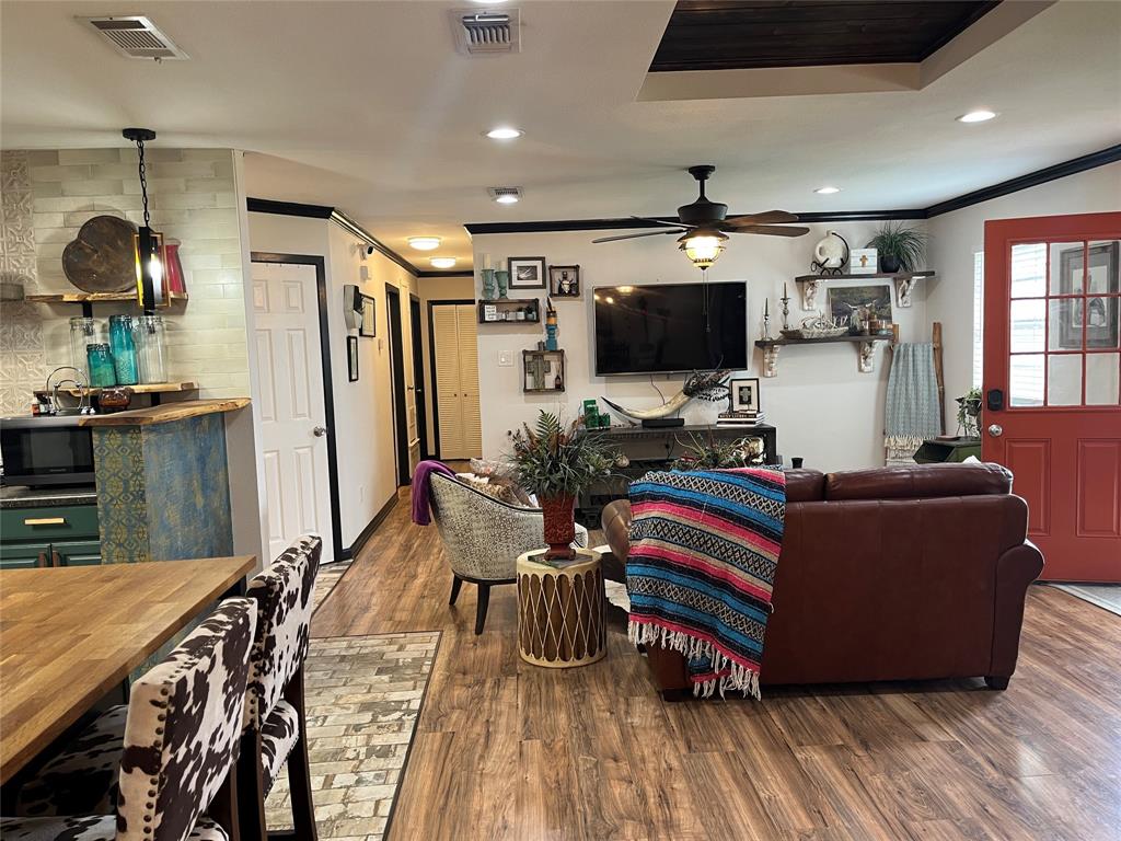 Traylor Horton - Residential