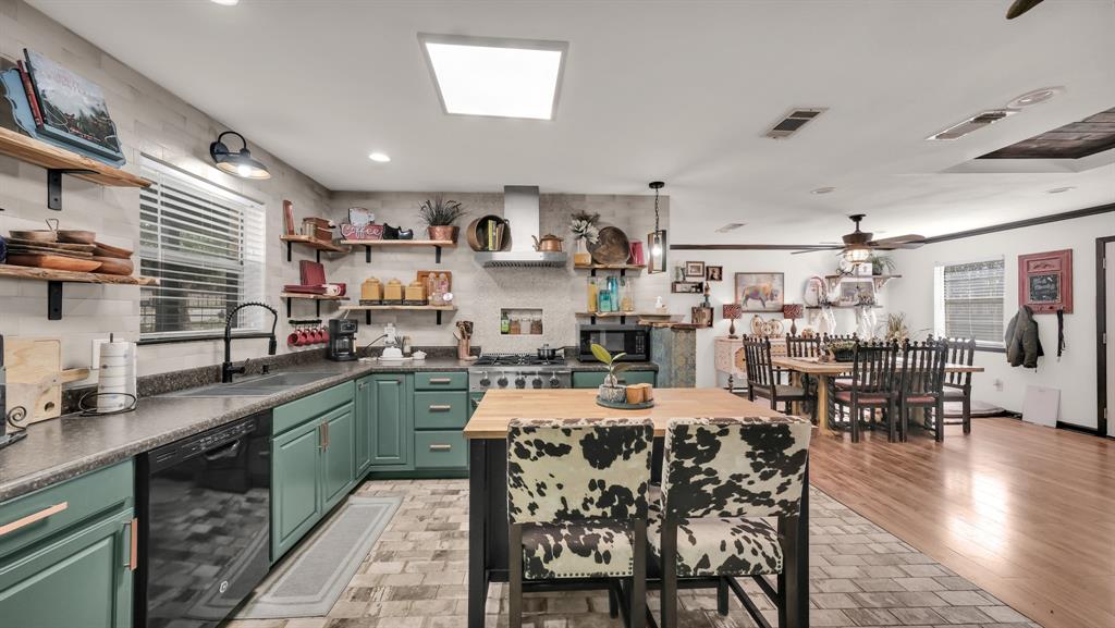 Traylor Horton - Residential