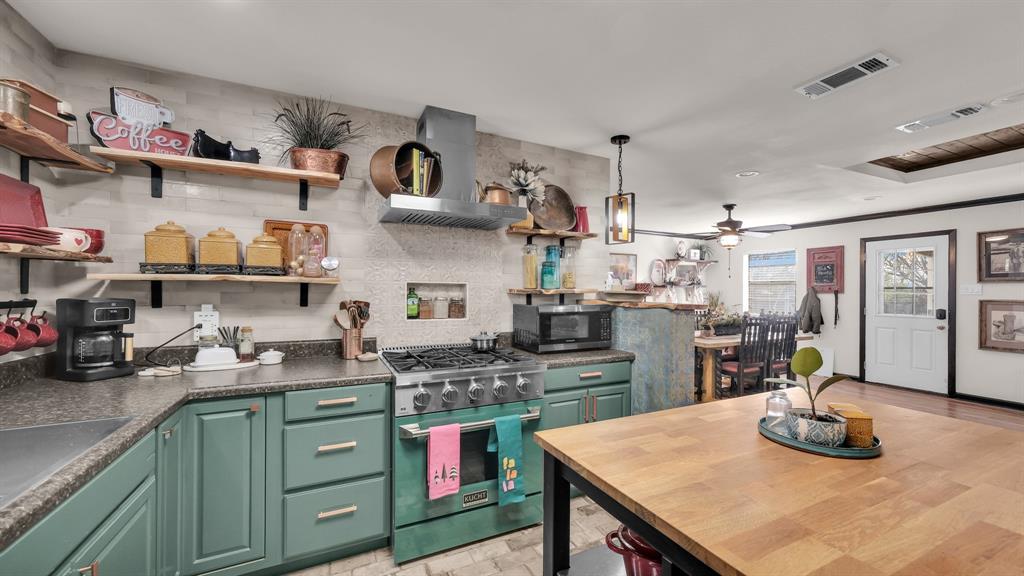 Traylor Horton - Residential