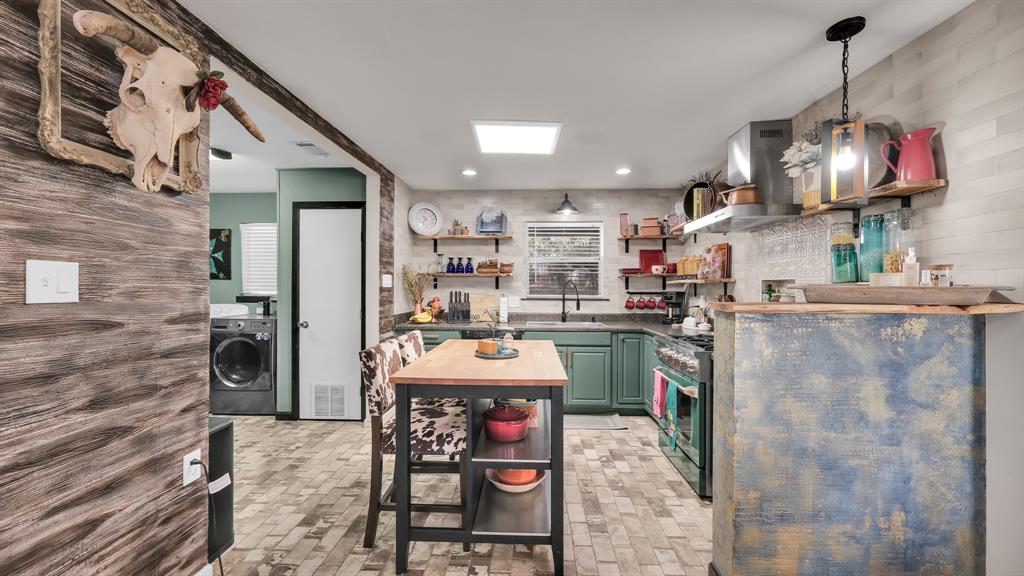 Traylor Horton - Residential