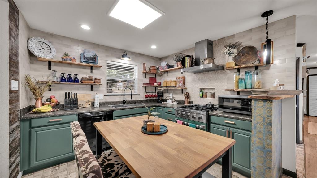 Traylor Horton - Residential