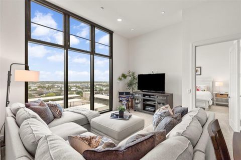 3100 W 7th Street 804 Fort Worth TX 76107
