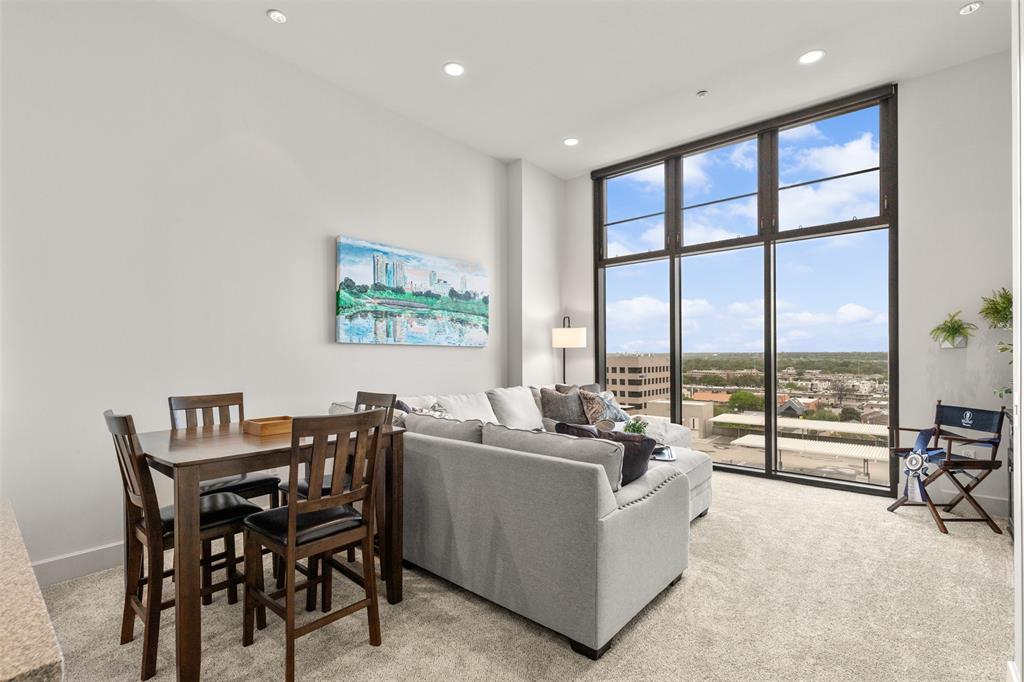 3100 W 7th Street 804