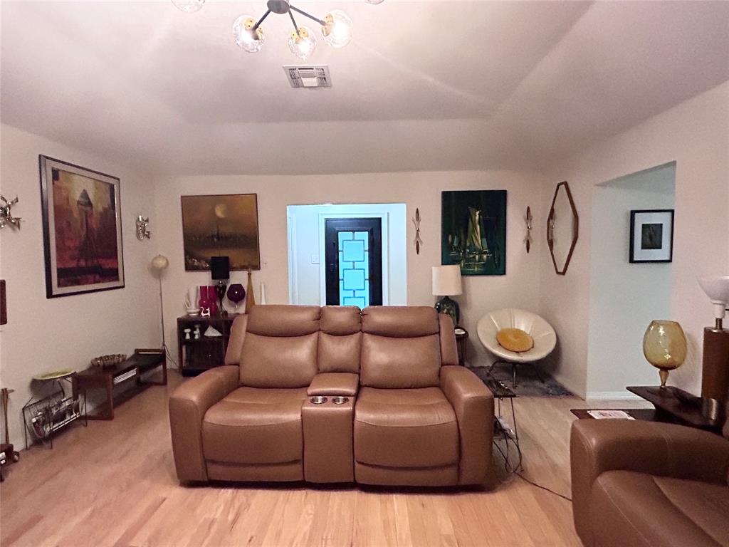 Decordova Bend Estate - Residential