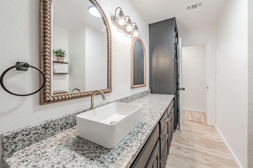 Original Cleburn - Residential