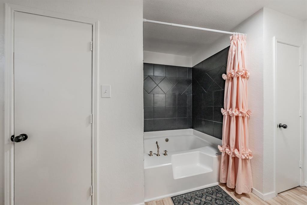 Original Cleburn - Residential