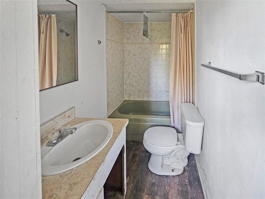 Cedarcrest Shores Estate - Residential