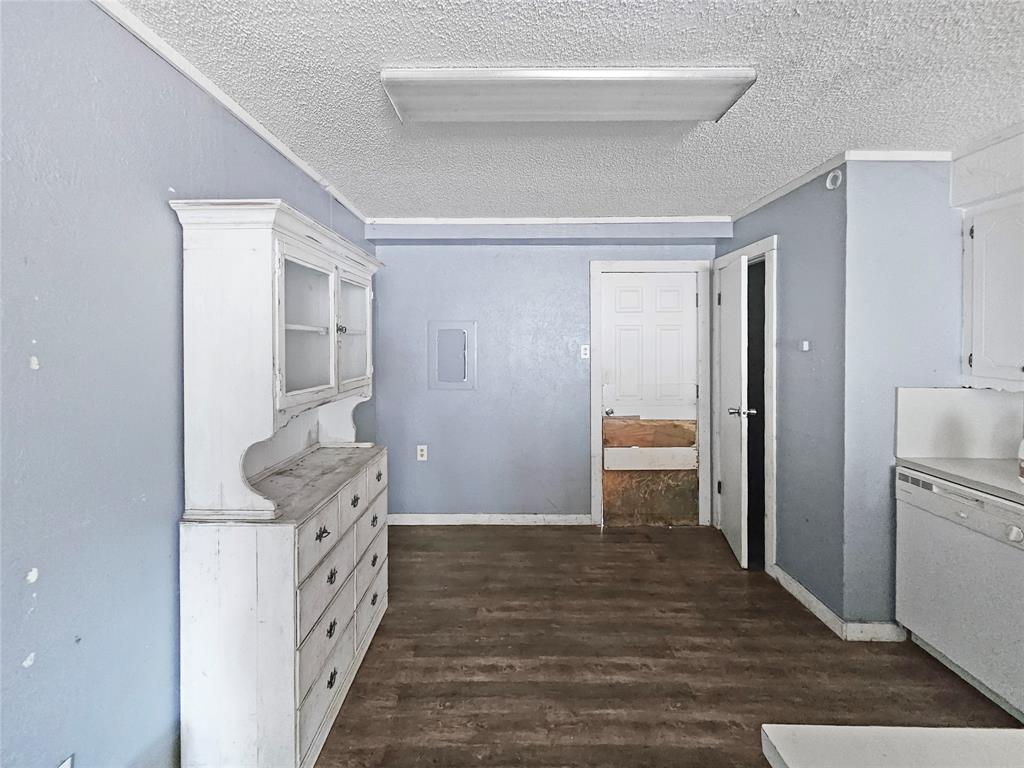 Cedarcrest Shores Estate - Residential