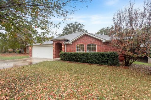 617 Madeline Court Azle TX 76020