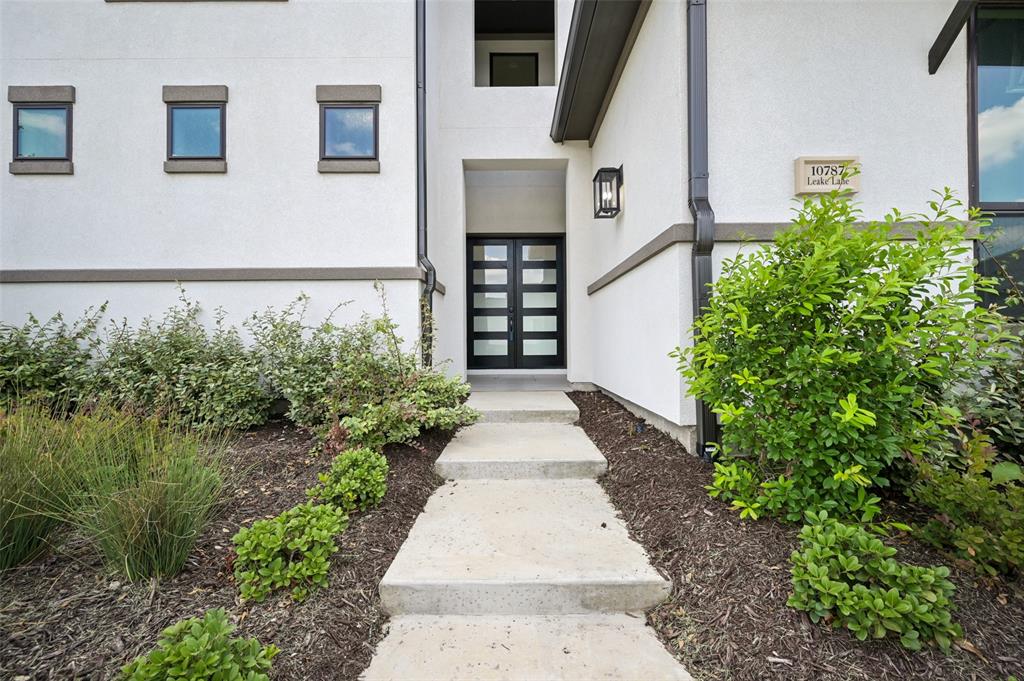 10787 Leake Lane