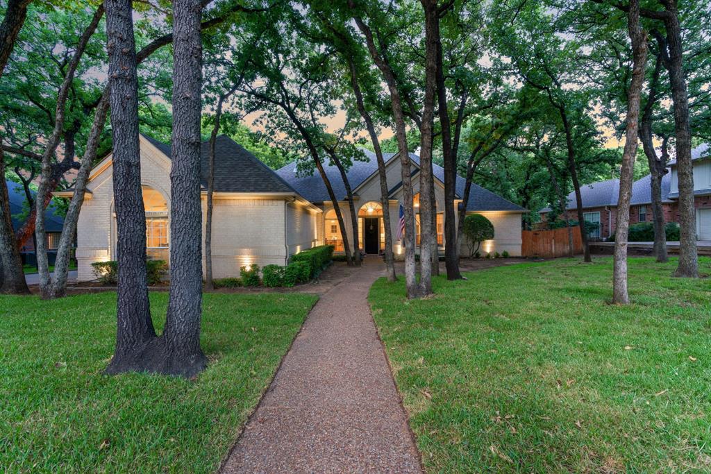 607 Royal Lane