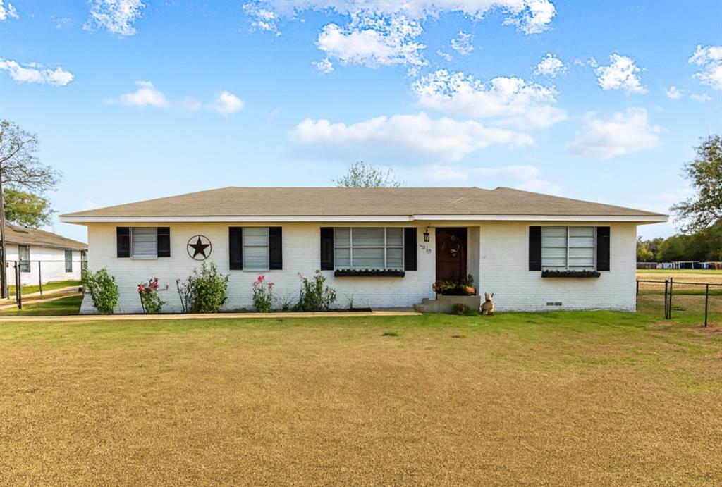 Juan Esculan - Residential