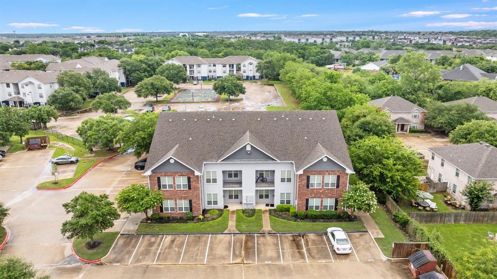801 Luther Street W 1003