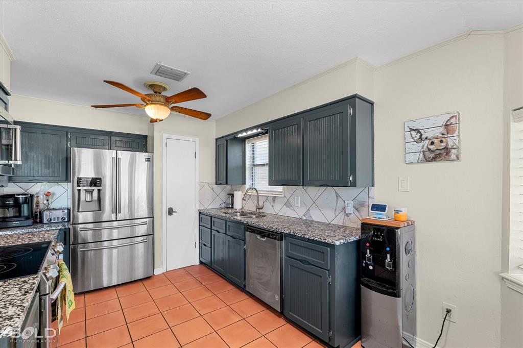 Bossier City, Louisiana 71111, United States, 4 Bedrooms Bedrooms, ,3 BathroomsBathrooms,Residential,Active,83519