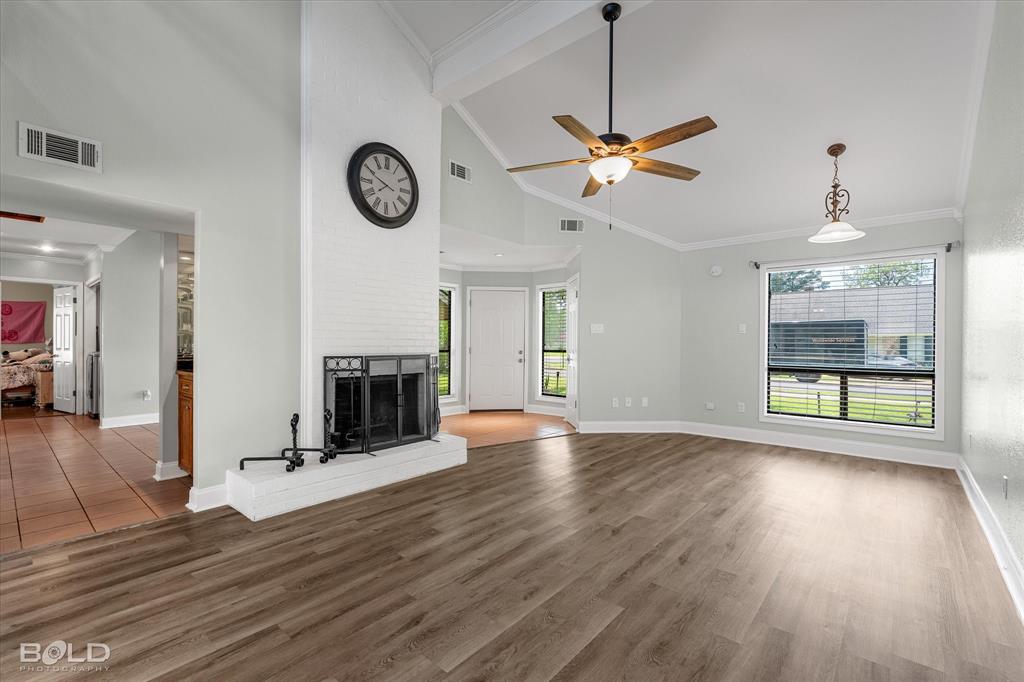 Bossier City, Louisiana 71111, United States, 4 Bedrooms Bedrooms, ,3 BathroomsBathrooms,Residential,Active,83519