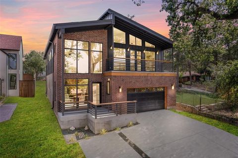 3110 W Jefferson Boulevard Dallas TX 75211