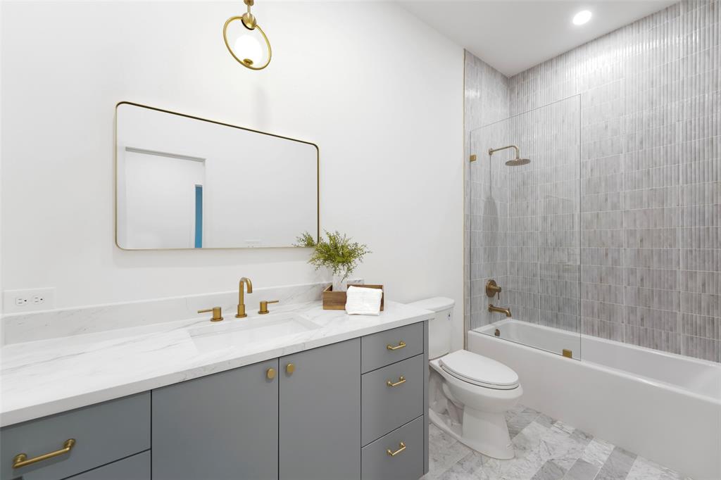 Bronx Park - Residential