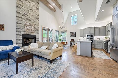 5083 Gaston Avenue Dallas TX 75214