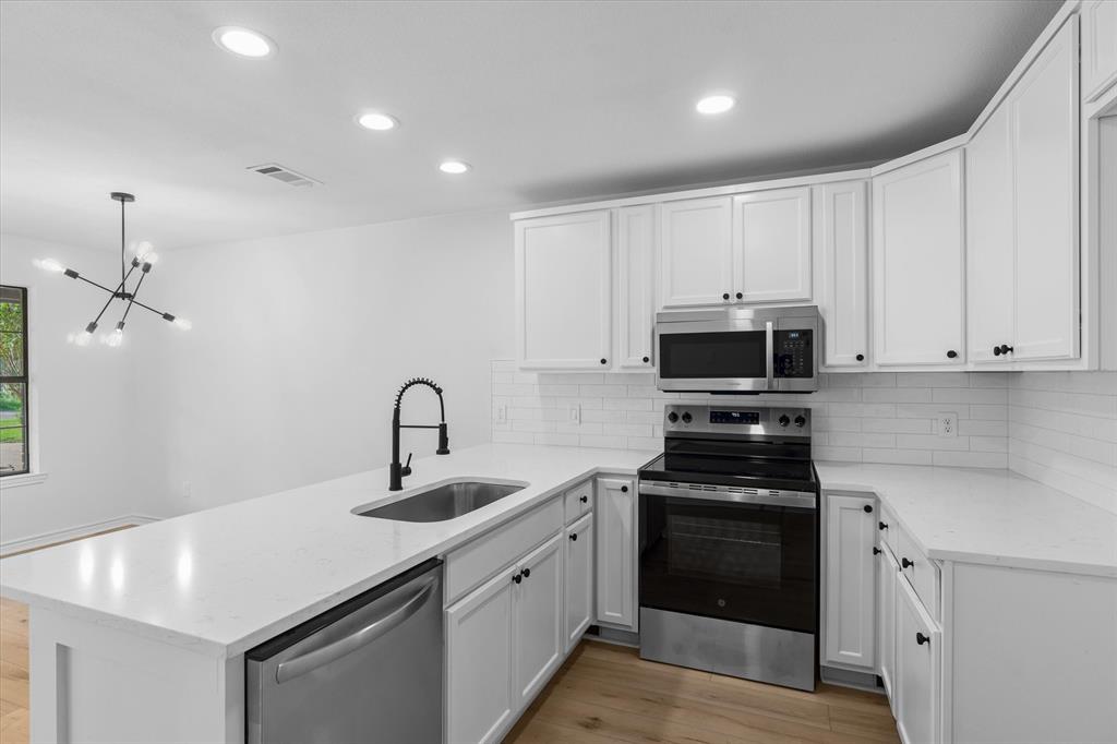 Willow Lake Estate 3 - Residential