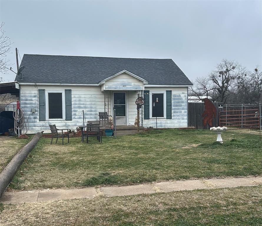 402 S Ave. D