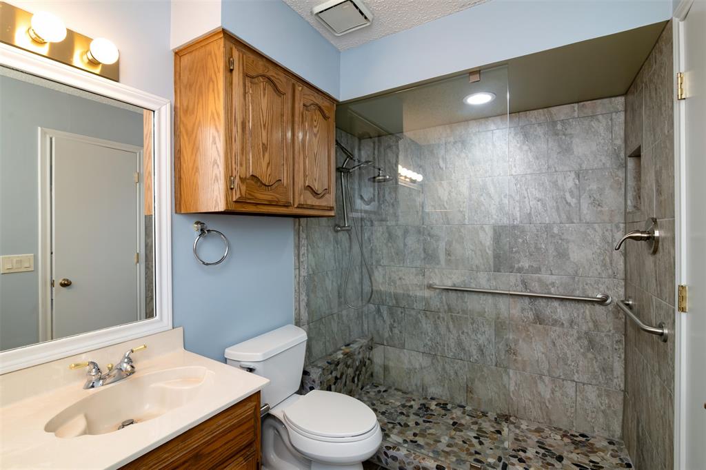 Rustic Oaks Ph Two - Residential Lease