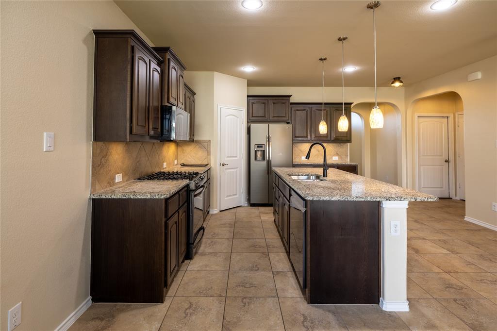2813 Saddle Creek Drive