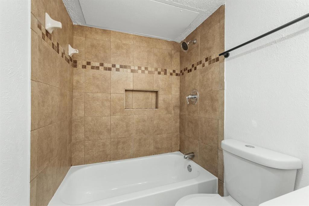 9524 Military Parkway 6003