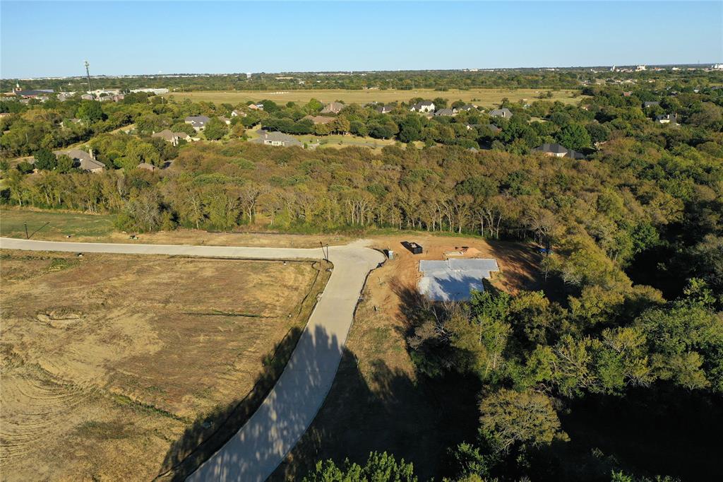 2712 Spring Lake Drive