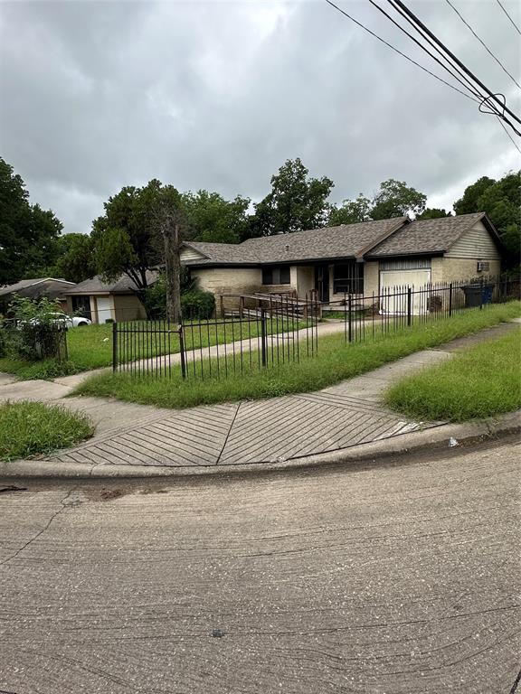 4405 Malden Lane