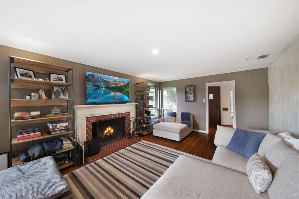 923 Bison Trail