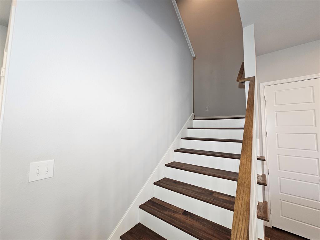 Oakbend Condo Bldg 5 - Residential Lease