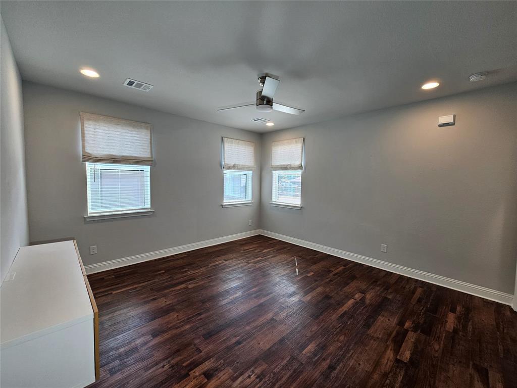 Oakbend Condo Bldg 5 - Residential Lease