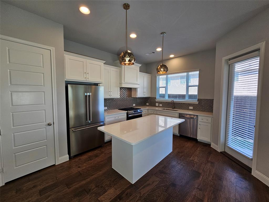 Oakbend Condo Bldg 5 - Residential Lease